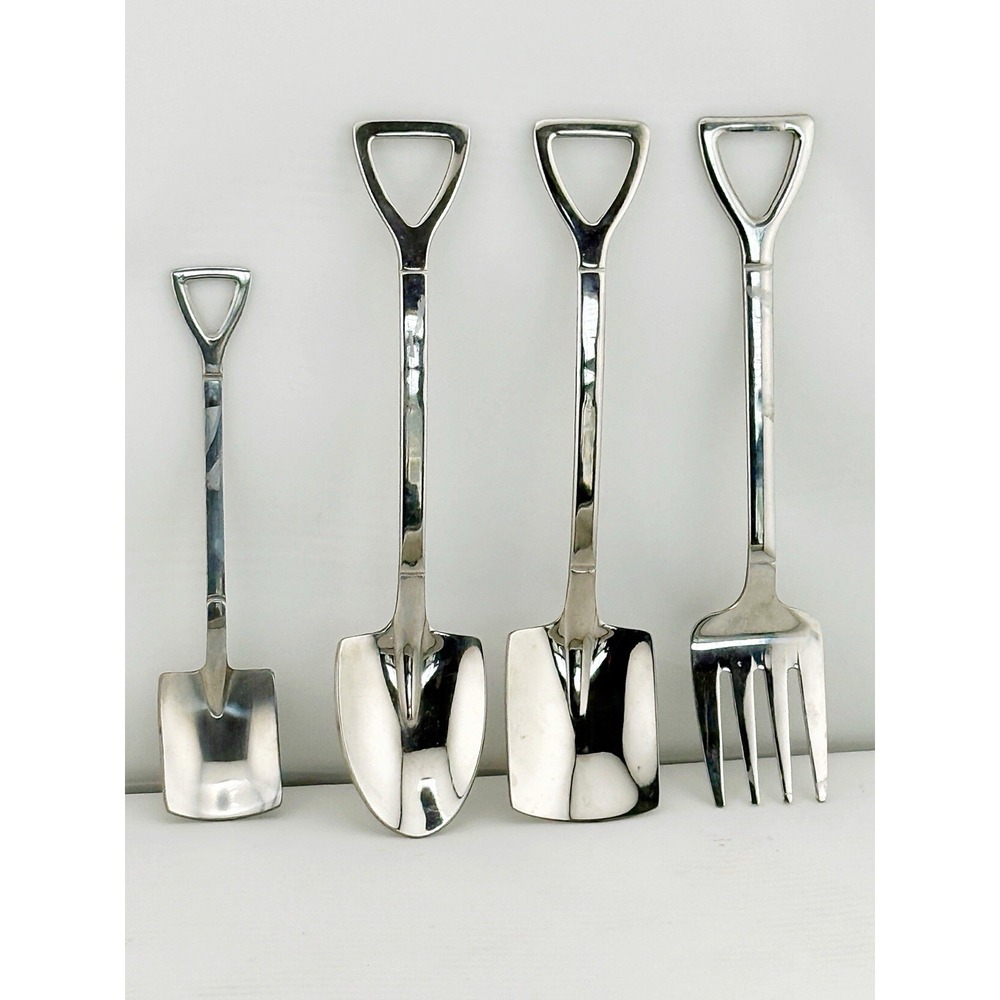 Shovel Novelty Cutlery Set Made In Japan.  Sus 304 Stainless Steel 6 & 5" Tall